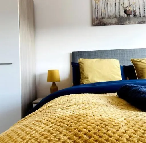 #513 2 Bedroom Apartment Sleeps 6